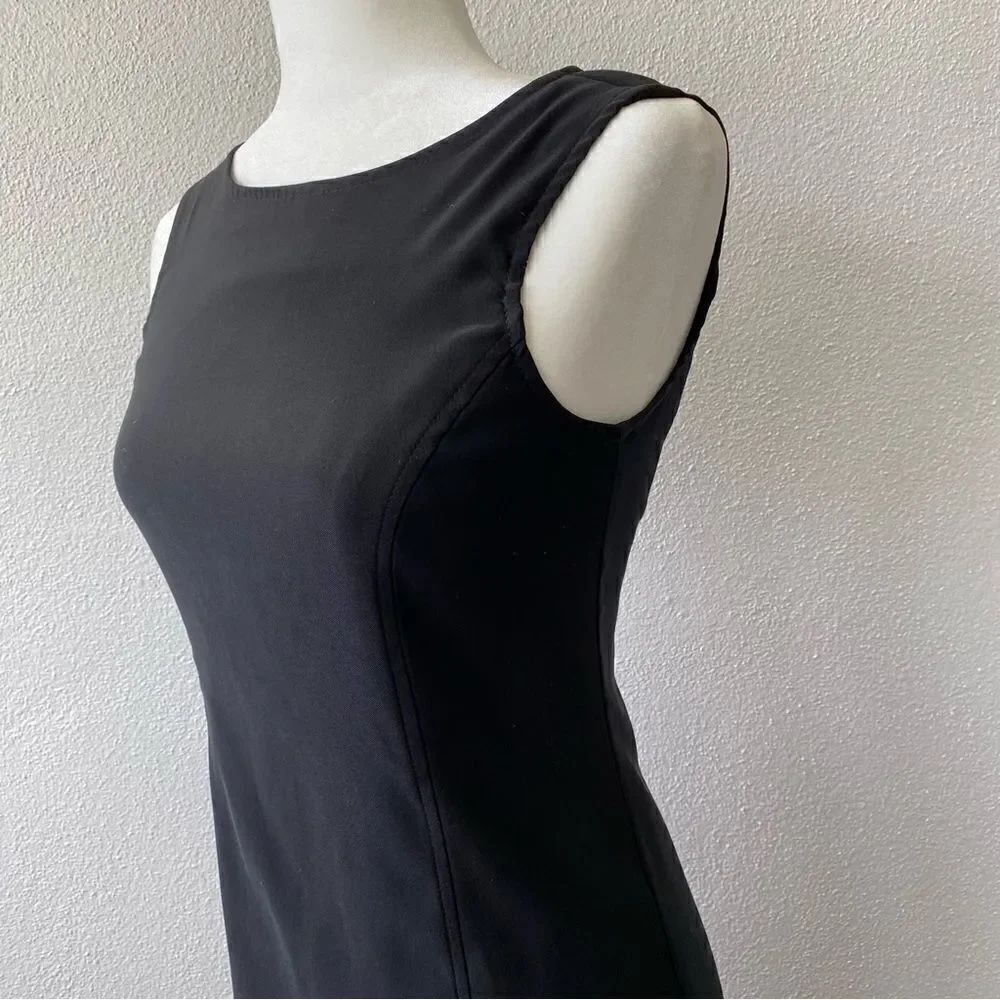 BCBGMaxAzria Little Black Dress  Sleeveless  Made in USA SZ 2 - Picture 4 of 15